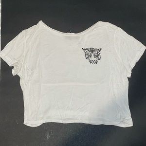 *FREE with purchase* Tiger Crop White Top